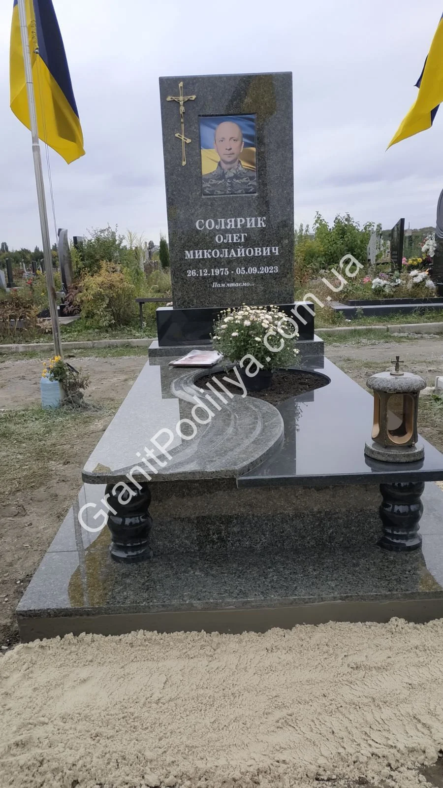 Подвійний пам'ятник з граніту - Кам'янець-Подільський | GranitPodillya